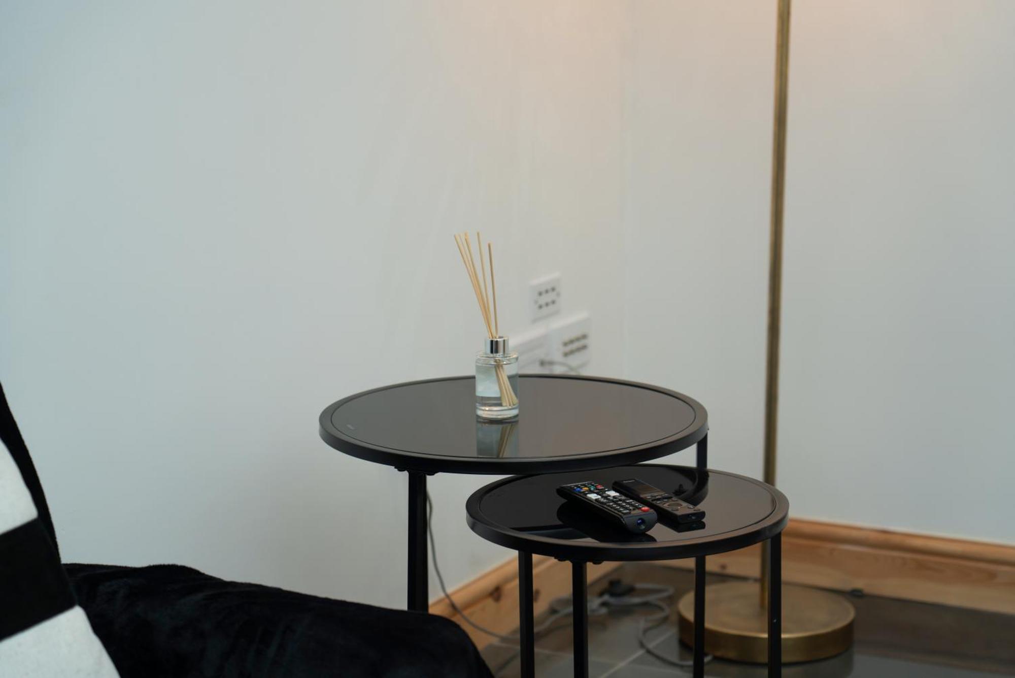 Double Bedroom Near Etihad And Coop Live With Free Parking, Shared Kitchen & Bathroom - Including Free 1-Hour Early Check-In Or Late Check-Out For Bookings Until July Μάντσεστερ Εξωτερικό φωτογραφία